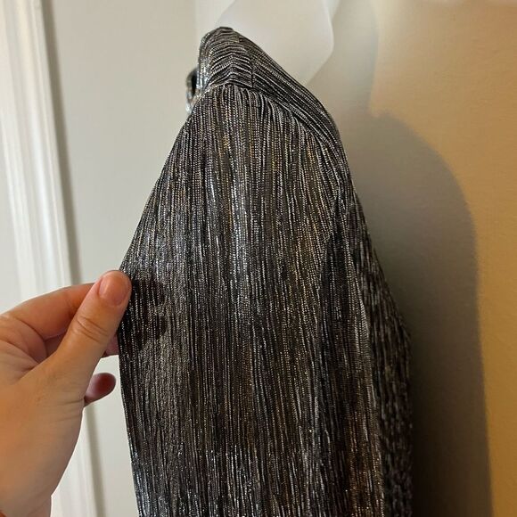 Nine West Metallic-Threaded Blouson-Sleeve Top Size Medium - Picture 6 of 11